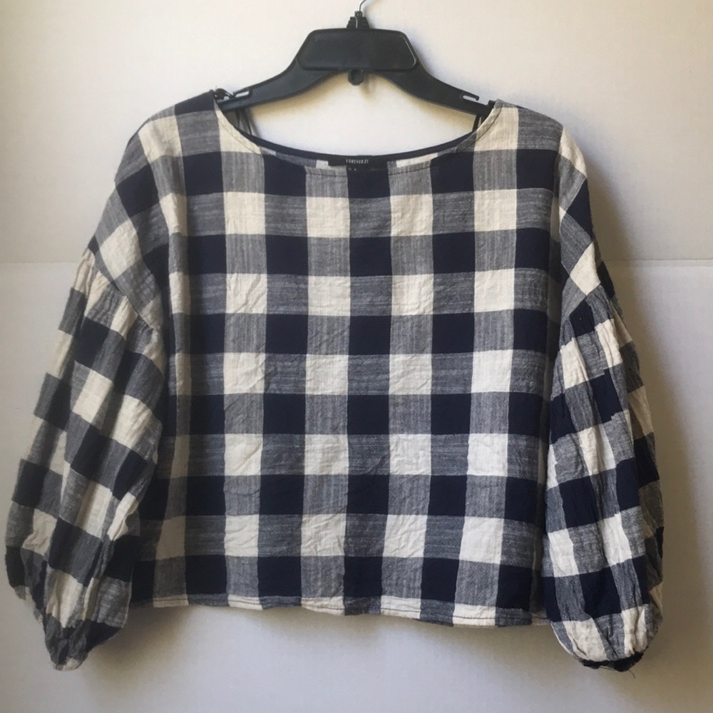 Forever 21 blue and white plaid crop top